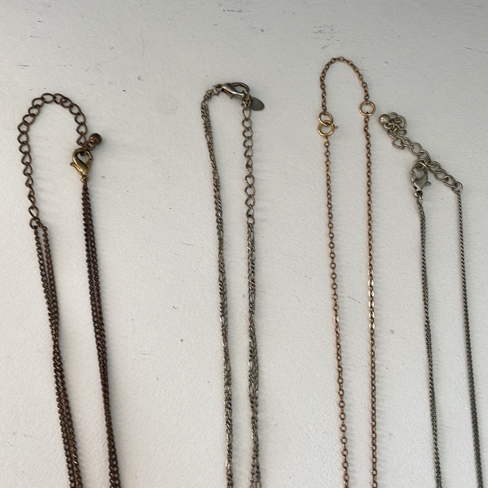 Bundle of 4 boho necklaces - Picture 2 of 5